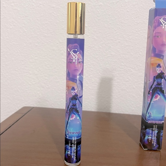 K Pop Demon Hunters Perfume🖤 ~ Huntrix 💜 - Picture 2 of 6
